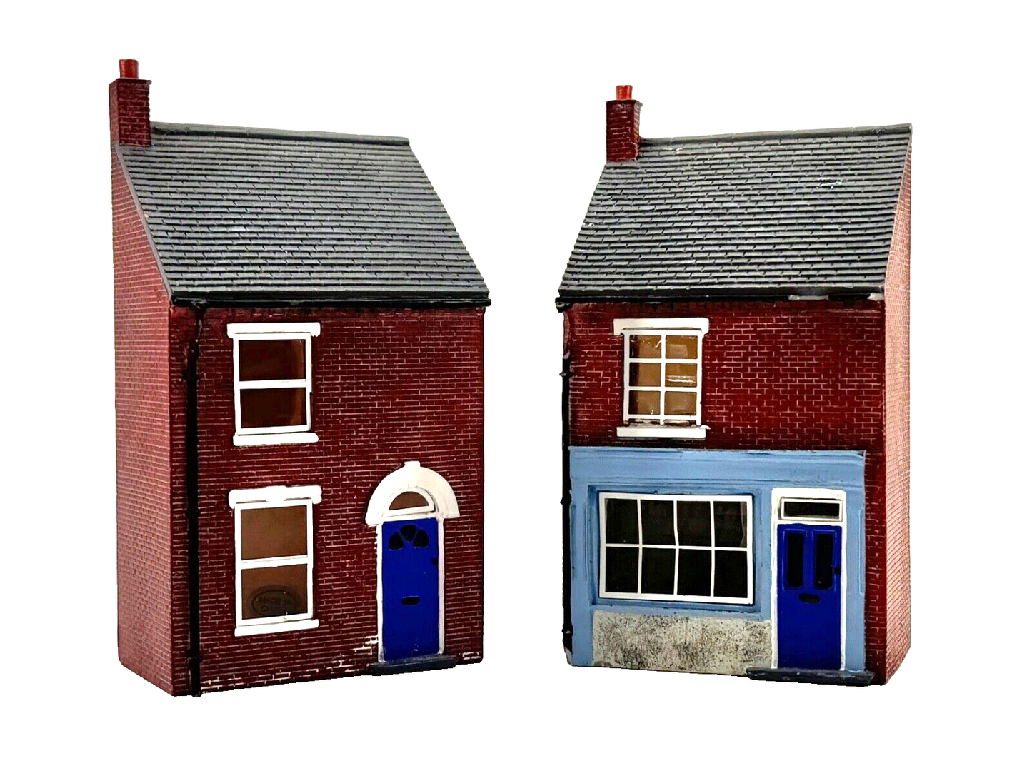 HORNBY 00 GAUGE SKALEDALE - R8645/R8646 - LOW RELIEF TERRACE HOUSE SHOP UNBOXED