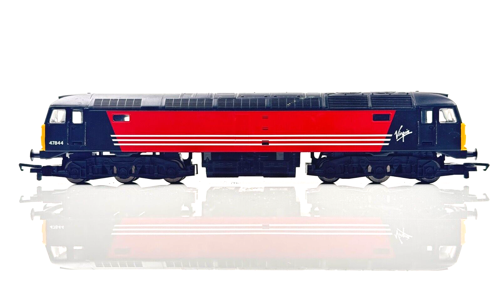 HORNBY 00 GAUGE - CLASS 47 DIESEL 47844 VIRGIN TRAINS - UNBOXED