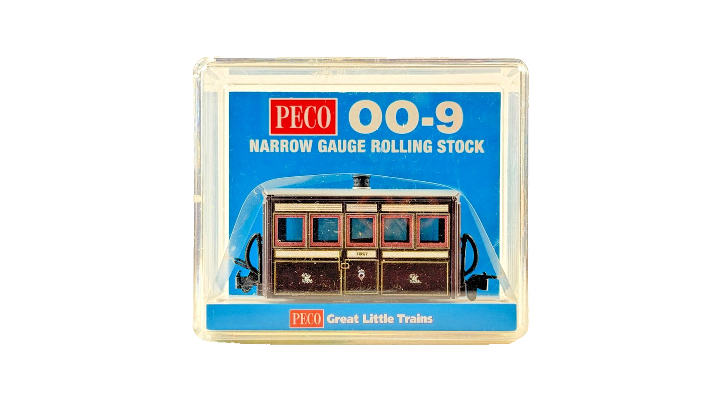 PECO OO9 SCALE - GR-550 - FFESTINIOG RAILWAY BUG BOX COACH 1ST CLASS VICTORIAN