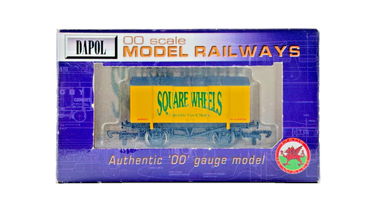 DAPOL 00 GAUGE - SQUARE WHEELS TOYS & MODELS MAYFIELD WAGON (LIMITED EDITION)
