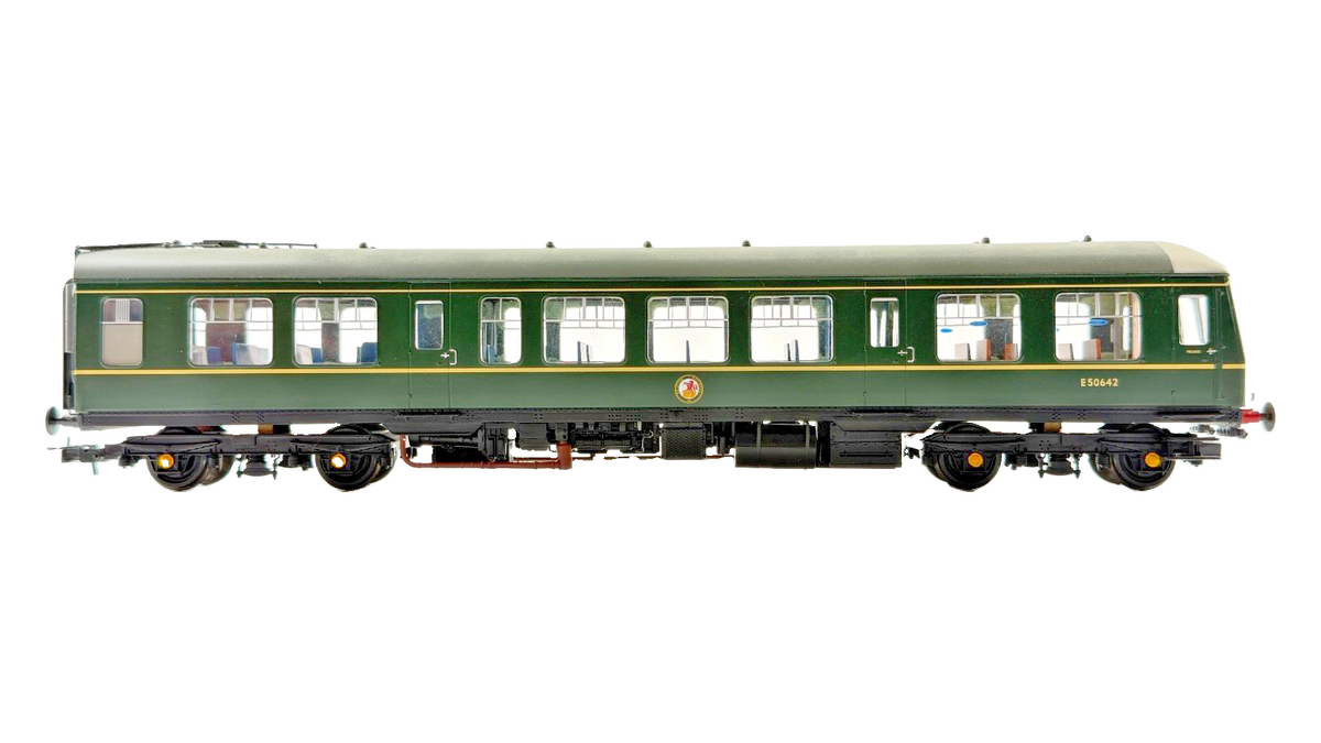 BACHMANN OO GAUGE - 32-911 - CLASS 158 DMU 3 CAR BR GREEN YELLOW WARNING PANELS