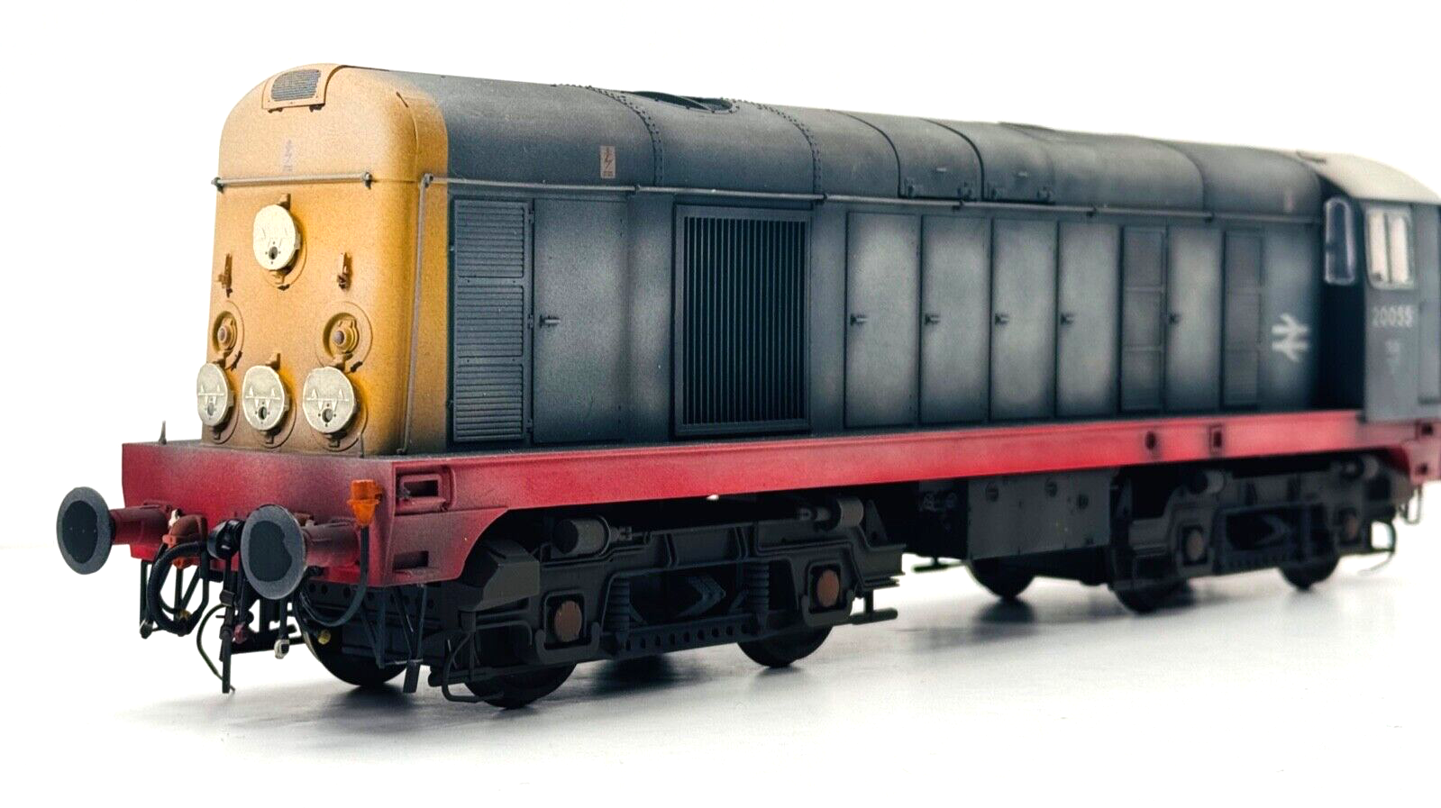 HELJAN O GAUGE - CLASS 20 DIESEL 20055 BR BLUE RED SOLEBAR (PRO WEATHERED) BOXED