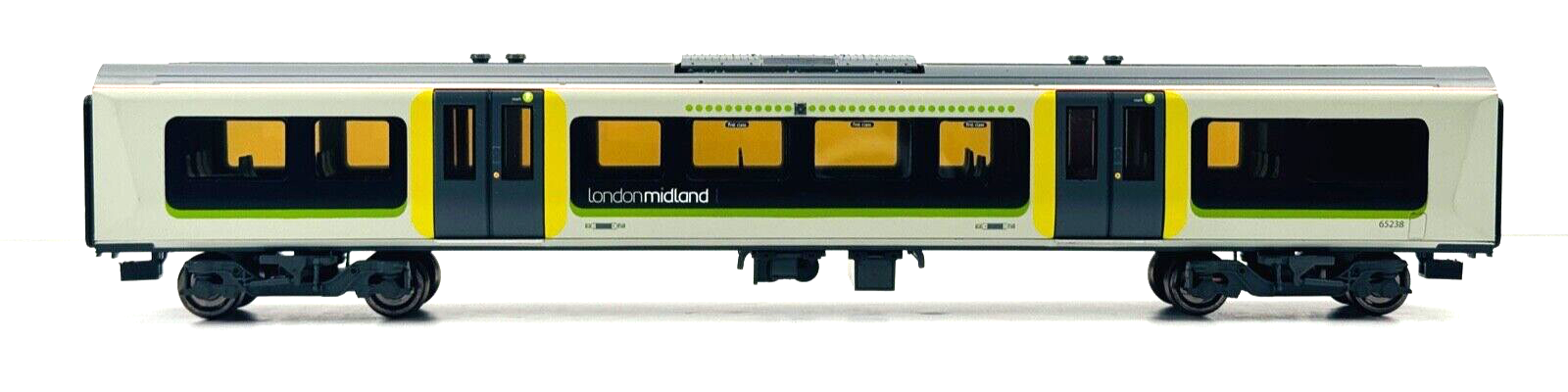 BACHMANN 00 GAUGE - 31-031 - CLASS 350/2 DESIRO FOUR CAR EMU LONDON MIDLAND