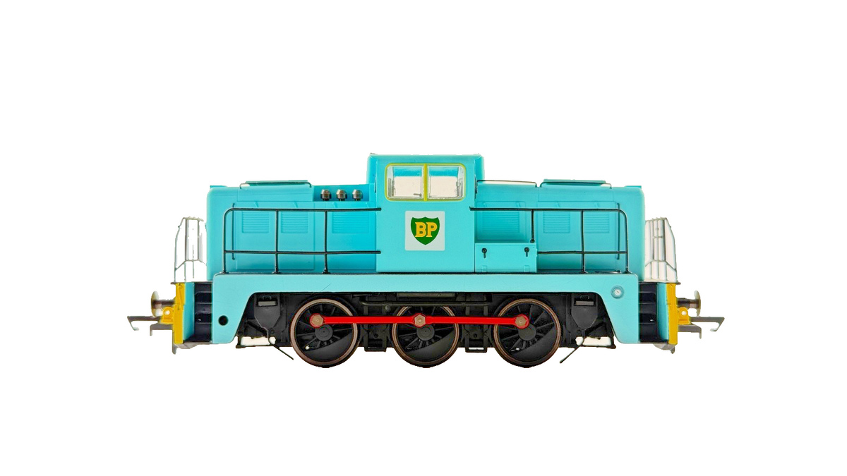 OXFORD RAIL OO GAUGE - OR76JAN003 - JANUS 0-6-0 DIESEL BP BRITISH PETROLEUM BLUE
