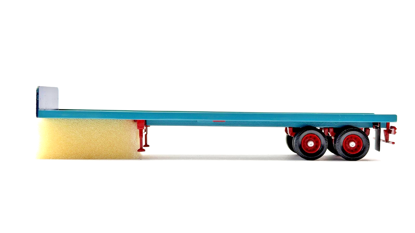 CORGI 1/50 SCALE CC12509 BASSETT ROADWAYS LIGHT BLUE FLATBED TRAILER UNBOXED