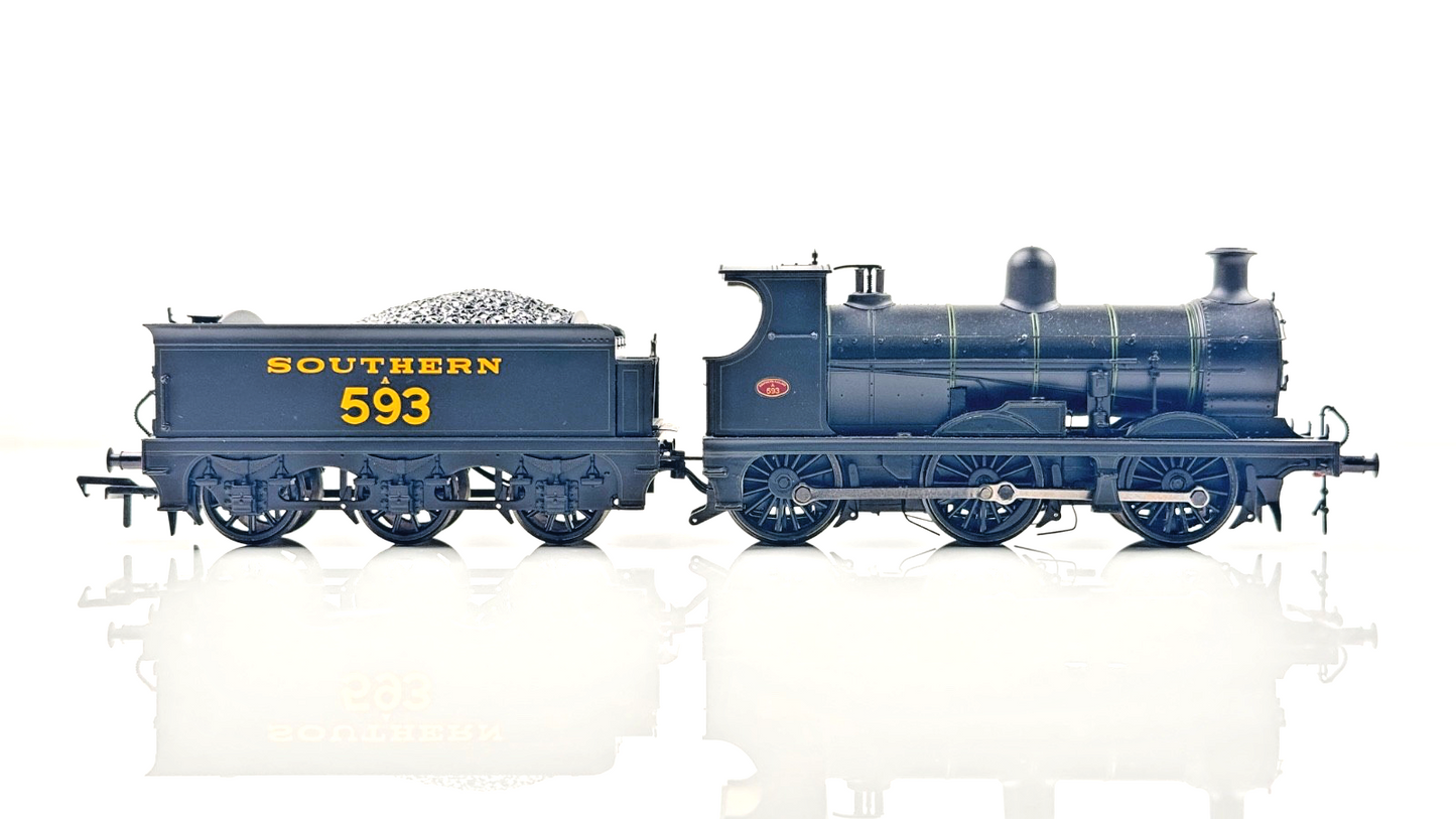 BACHMANN 00 GAUGE - 31-464 - C CLASS A593 SOUTHERN LINED BLACK LOCOMOTIVE BOXED