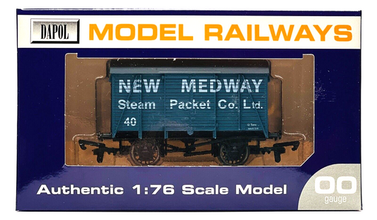 DAPOL 00 GAUGE - 'NEW MEDWAY STEAM PACKET CO. LTD' BLUE NO.40 (LIMITED EDITION)