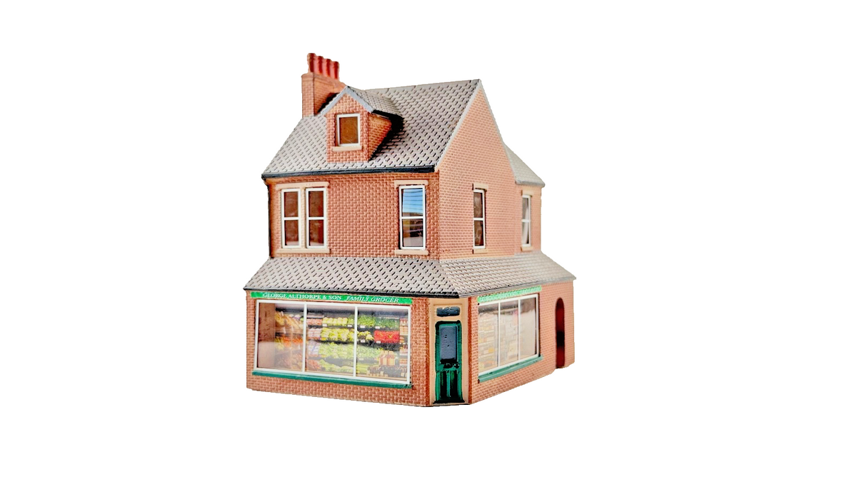 HORNBY OO GAUGE SKALEDALE - R7360 - GEORGE ALTHORPE & SON FAMILY GROCER - BOXED