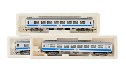 LIMA OO GAUGE - NIR NORTHERN IRISH INTERCITY REFINISHED LIGHT GREY COACHES X 3