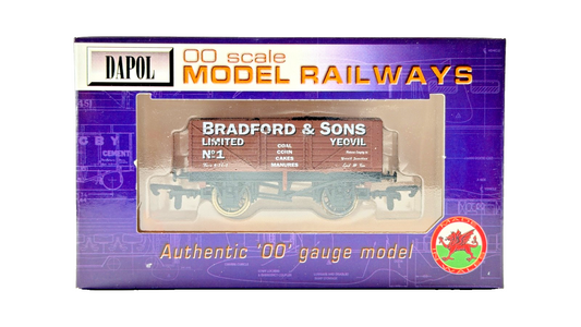 DAPOL 00 GAUGE - BRADFORD & SONS OF YEOVIL PLANK WAGON NO.1 (LIMITED EDITION)