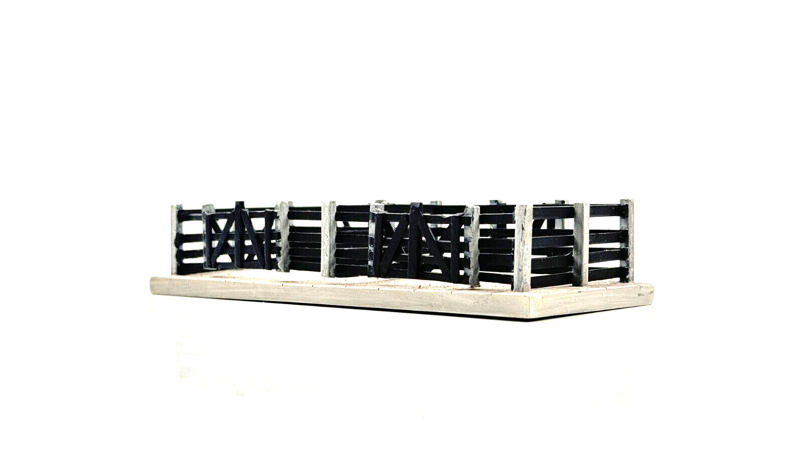 HORNBY 00 GAUGE SKALEDALE - R8790 - CATTLE DOCK - UNBOXED