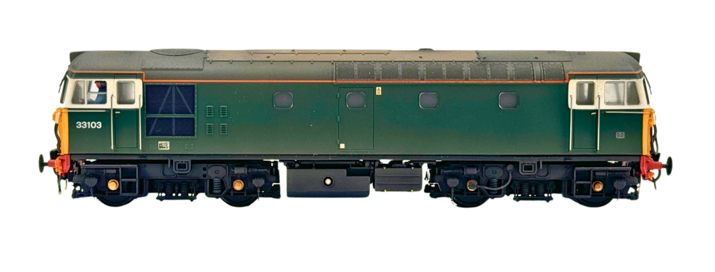 HELJAN 00 GAUGE - 3370 - CLASS 33 DIESEL 33103 CAMBRIAN TRAINS GREEN DCC SOUND