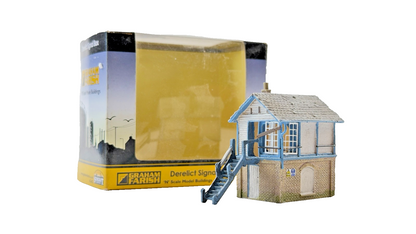 GRAHAM FARISH N GAUGE SCENECRAFT - 42-082 - *DAMAGED* DERELICT SIGNAL BOX