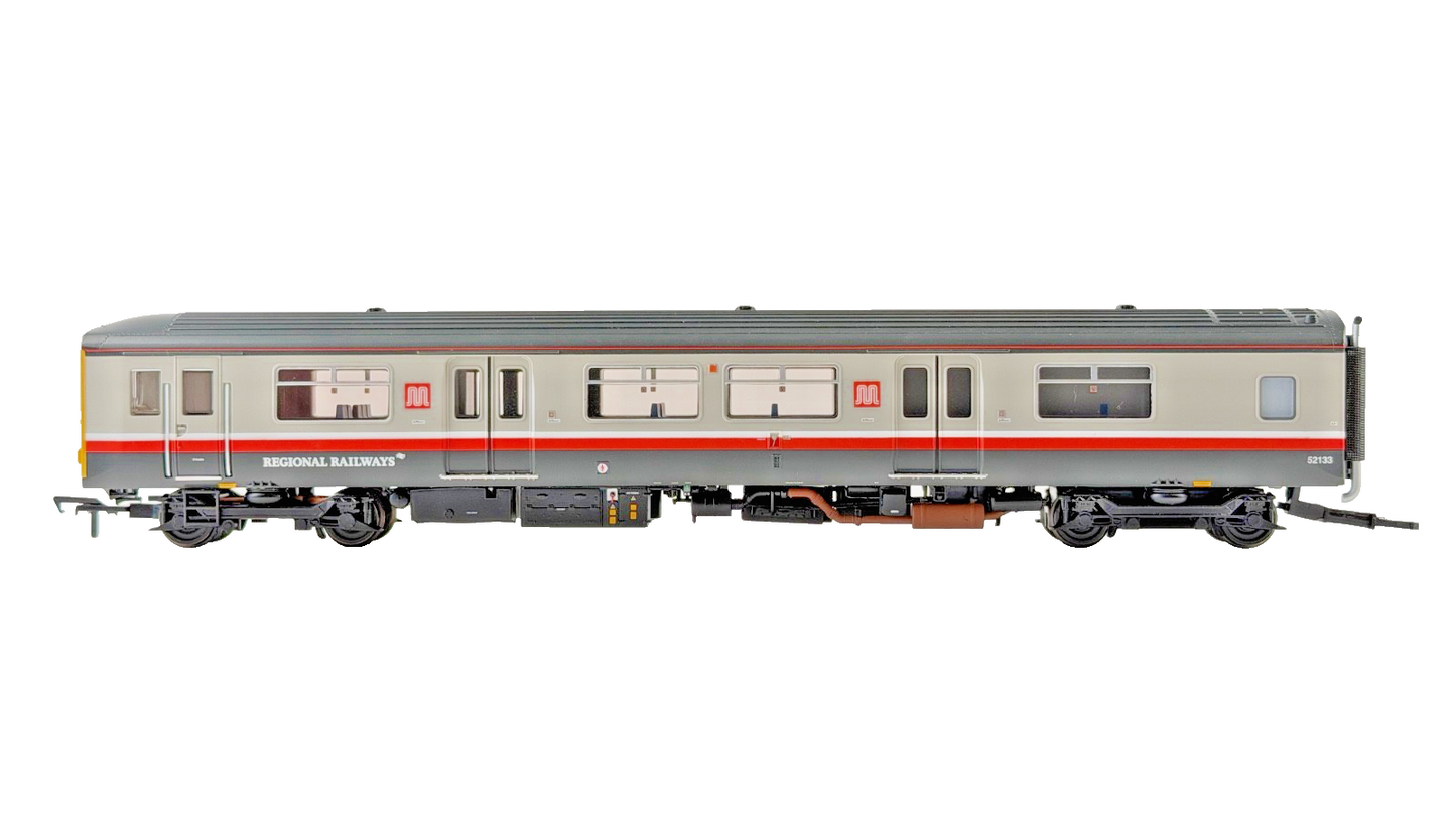 BACHMANN OO GAUGE - 32-930 - CLASS 150/1 DMU 2 CAR GREATER MANCHESTER PTE BOXED