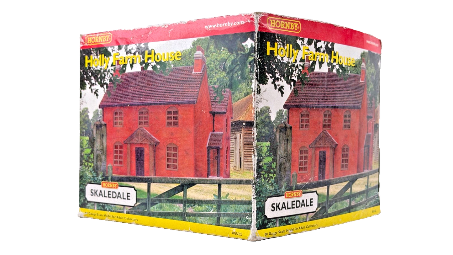 HORNBY 00 GAUGE SKALEDALE - R8522 - HOLLY FARM HOUSE - BOXED