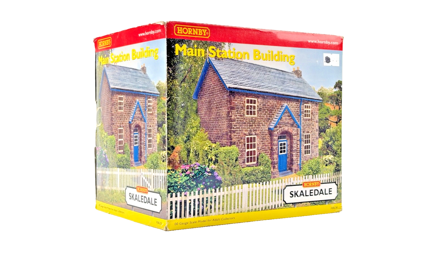 HORNBY OO GAUGE SKALEDALE - R8628 - GREY STONE MAIN STATION BUILDING - BOXED