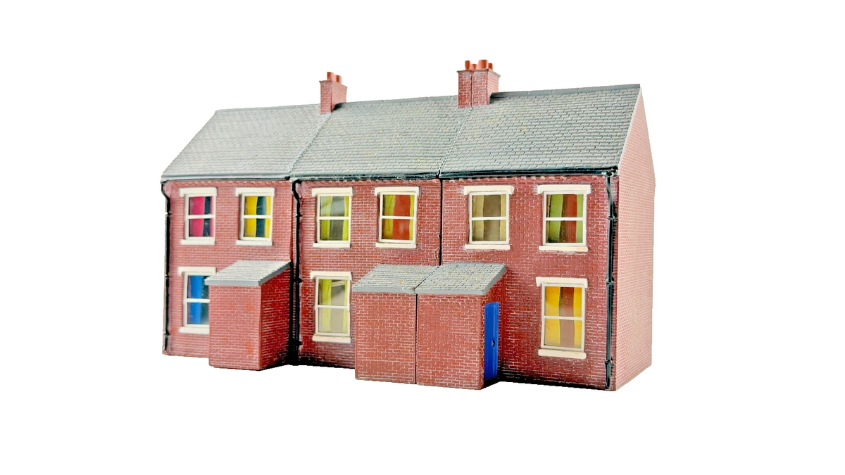 HORNBY OO GAUGE SKALEDALE - R8621/R8622 - ROW OF 3 MID TERRACED HOUSES - UNBOXED