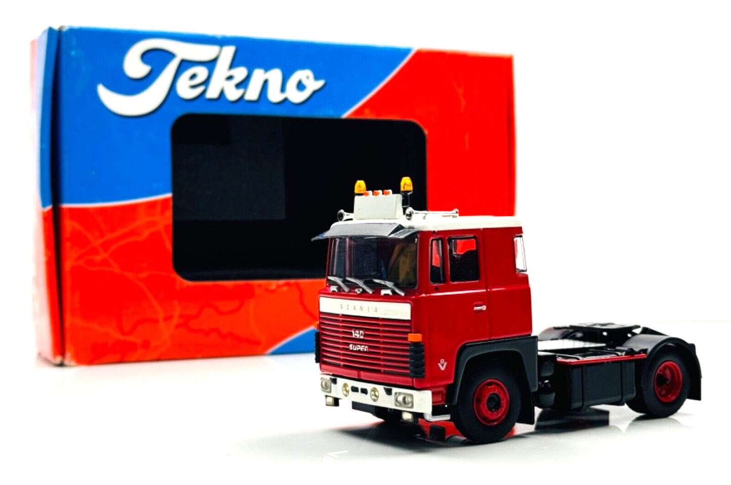 TEKNO 1/50 SCALE - 62837 - SCANIA 140 4X2 TRACTOR CAB UNIT TBP 1000A RED - BOXED