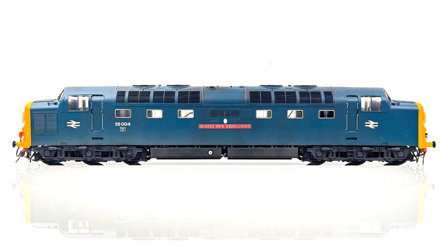 DJH O GAUGE - CLASS 55 DELTIC DIESEL BR BLUE QUEENS OWN HIGHLANDER 55004 - SUPER