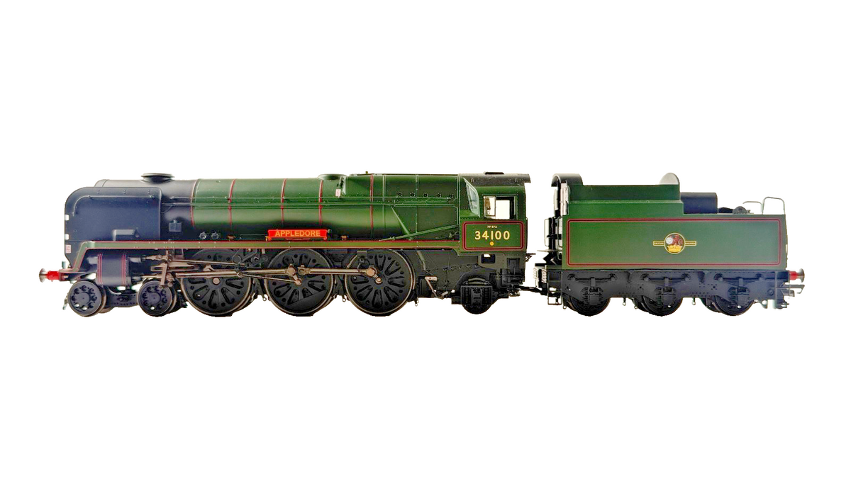HORNBY OO GAUGE - R3400 - GOLDEN ARROW LAST STEAM RUN LIMITED EDITION TRAIN PACK