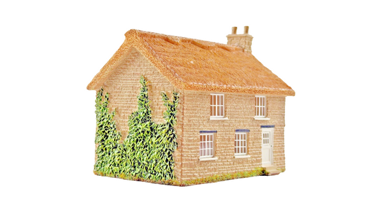 HORNBY OO GAUGE SKALEDALE - R8976 - YEW TREE COTTAGE - UNBOXED
