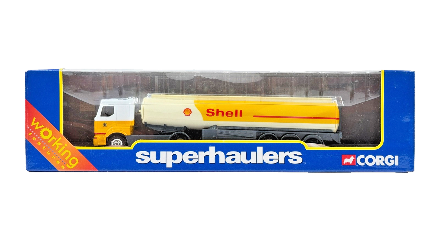 CORGI 1:64 SCALE - TY86902 - RENAULT CAB & FUEL TANKER SHELL SUPERHAULERS BOXED