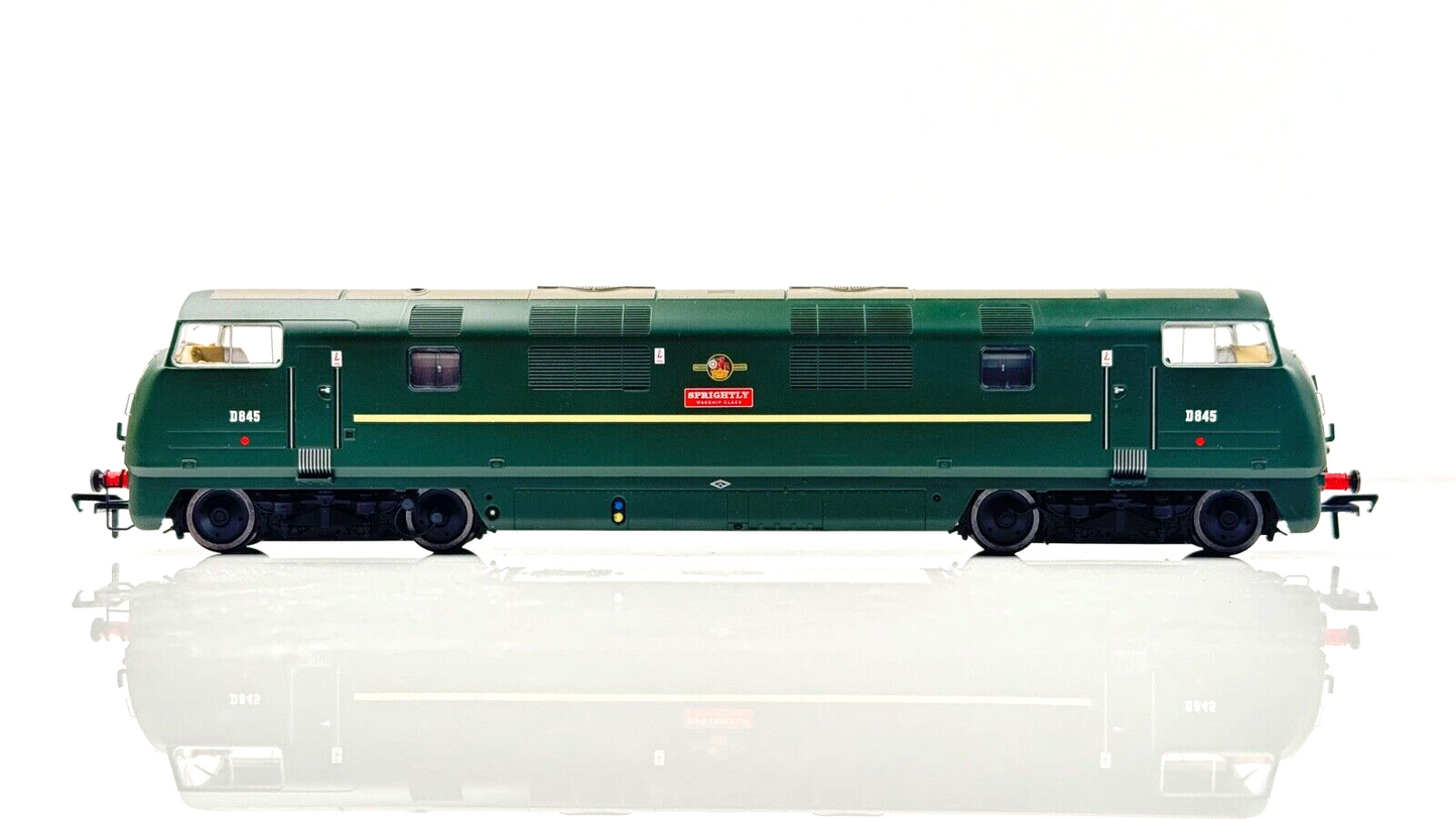 BACHMANN 00 GAUGE - 32-066Z - CLASS 43 WARSHIP DIESEL D845 SPRIGHTLY BR GREEN