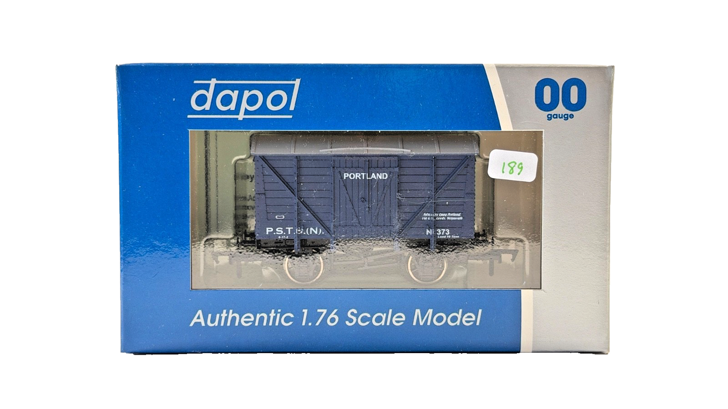 DAPOL 00 GAUGE - ROYAL NAVAL PORTLAND P.S.T.O VENT VAN 373 (LIMITED EDITION)