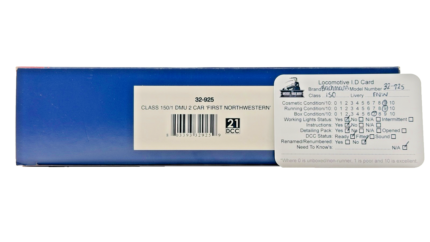 BACHMANN OO GAUGE - 32-925 - CLASS 150/1 DMU 2 CAR FIRST NORTHWESTERN BOXED