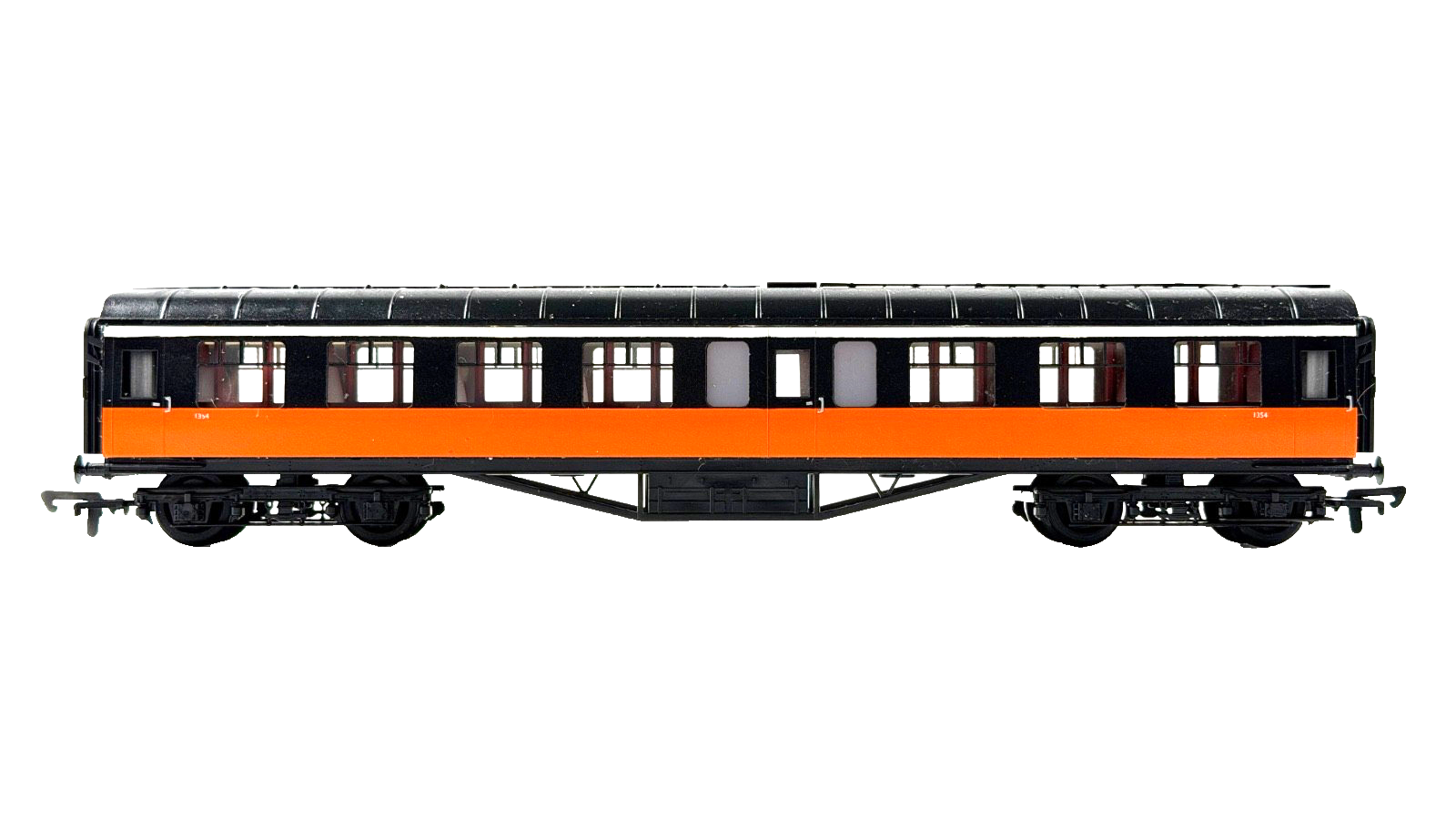 SILVER FOX MODELS OO GAUGE - CIE IRISH RAIL BLACK OVER ORANGE CORRIDOR 3RD 1354