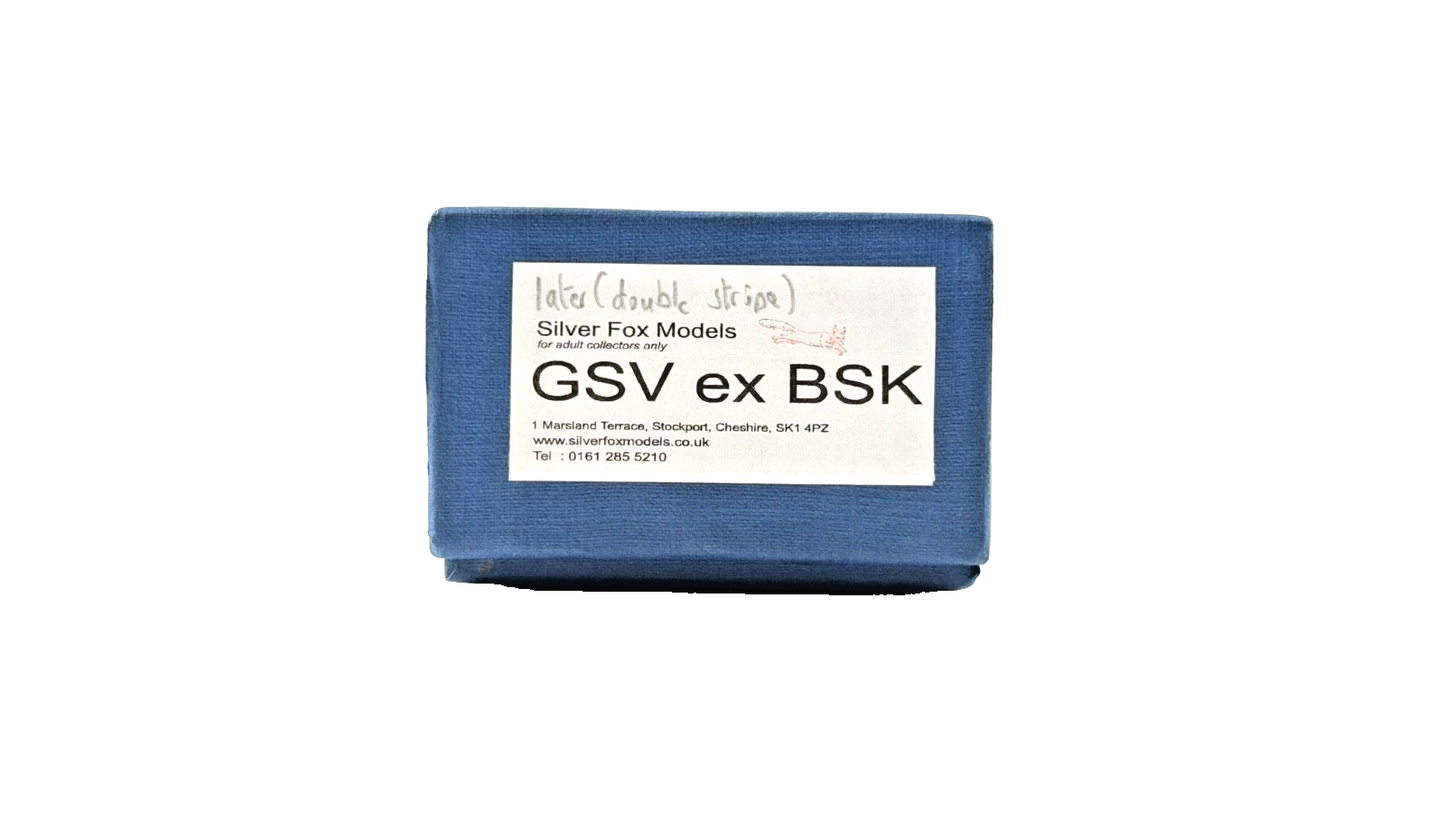 SILVER FOX MODELS OO GAUGE - IRISH RAIL BLACK OVER ORANGE GSV EX BSK COACH 3177