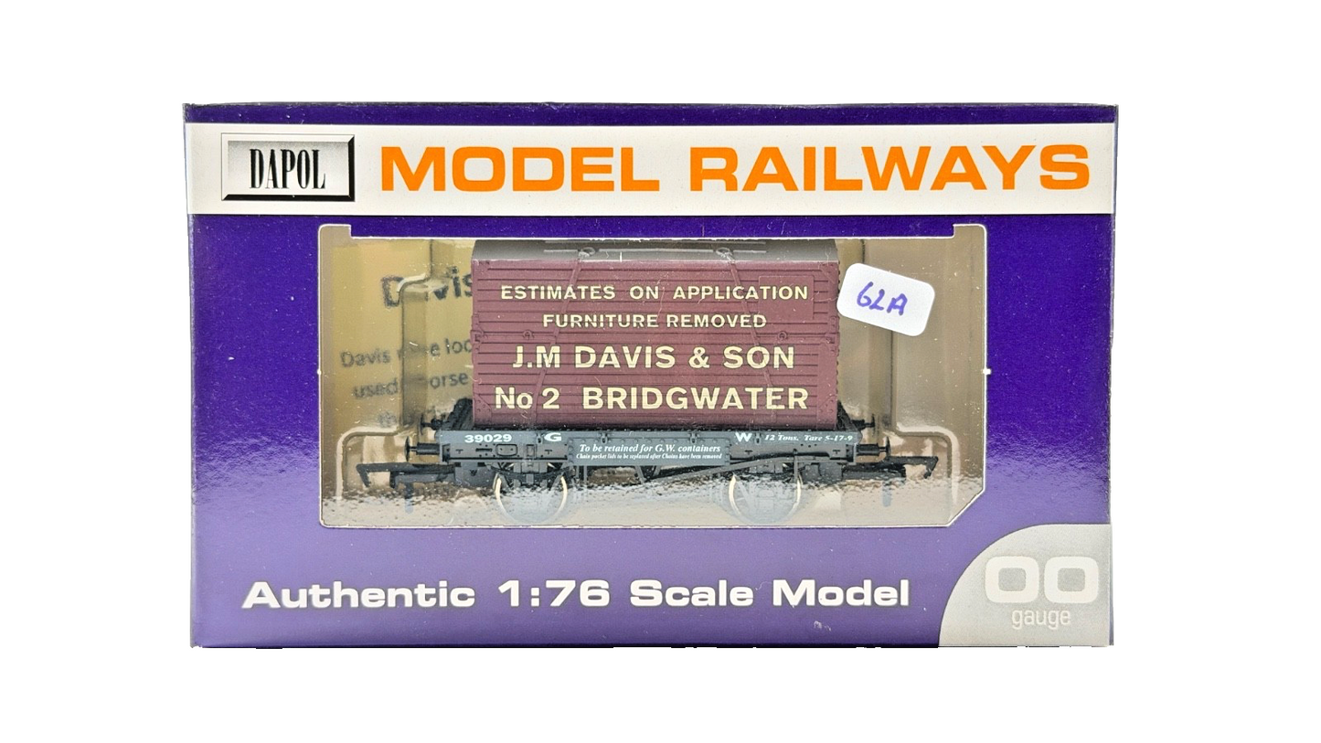 DAPOL 00 GAUGE - J.M DAVIS BRIDGWATER FURNITURE CONFLAT WAGON (LIMITED EDITION)