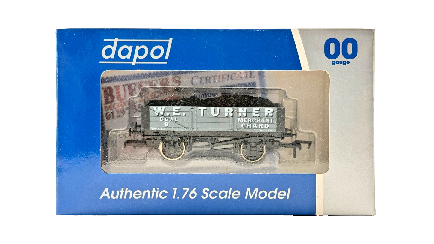 DAPOL 00 GAUGE - W E TURNER COAL MERCHANT OF CHARD WAGON 9 (LIMITED EDITION)