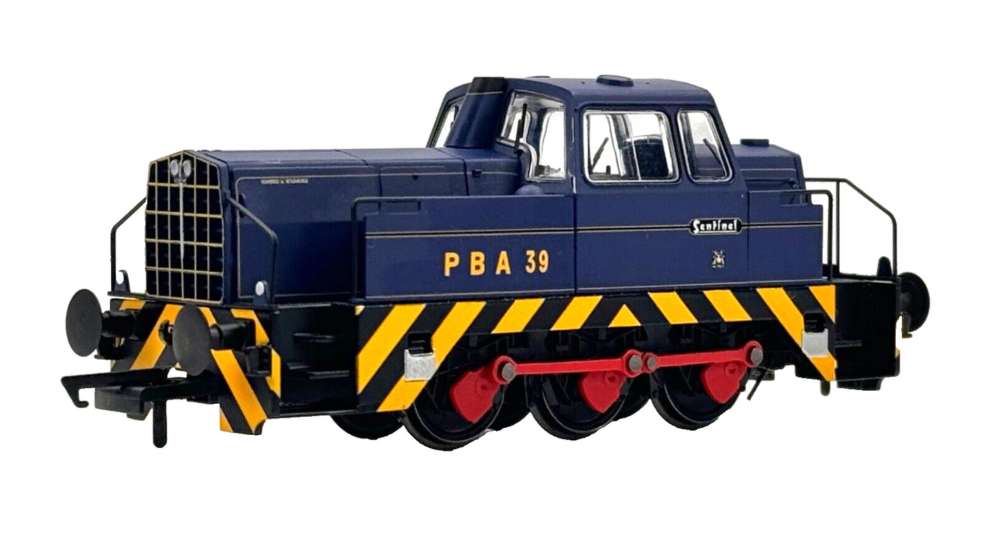 HORNBY 00 GAUGE - R30083 - PORT OF BRISTOL AUTHORITY SENTINEL 0-6-0DH 'NO.39'