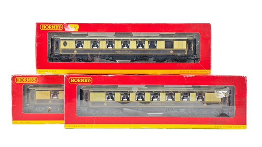 HORNBY OO GAUGE - R4144B/R4145B/R4150C - RAKE OF ASSORTED PULLMAN COACHES BOXED