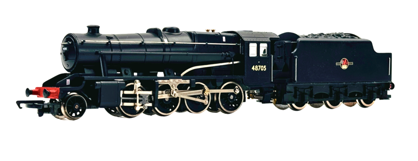 HORNBY 00 GAUGE - R325 - BR BLACK 2-8-0 CLASS 8F LOCOMOTIVE 48705 - INC BOX