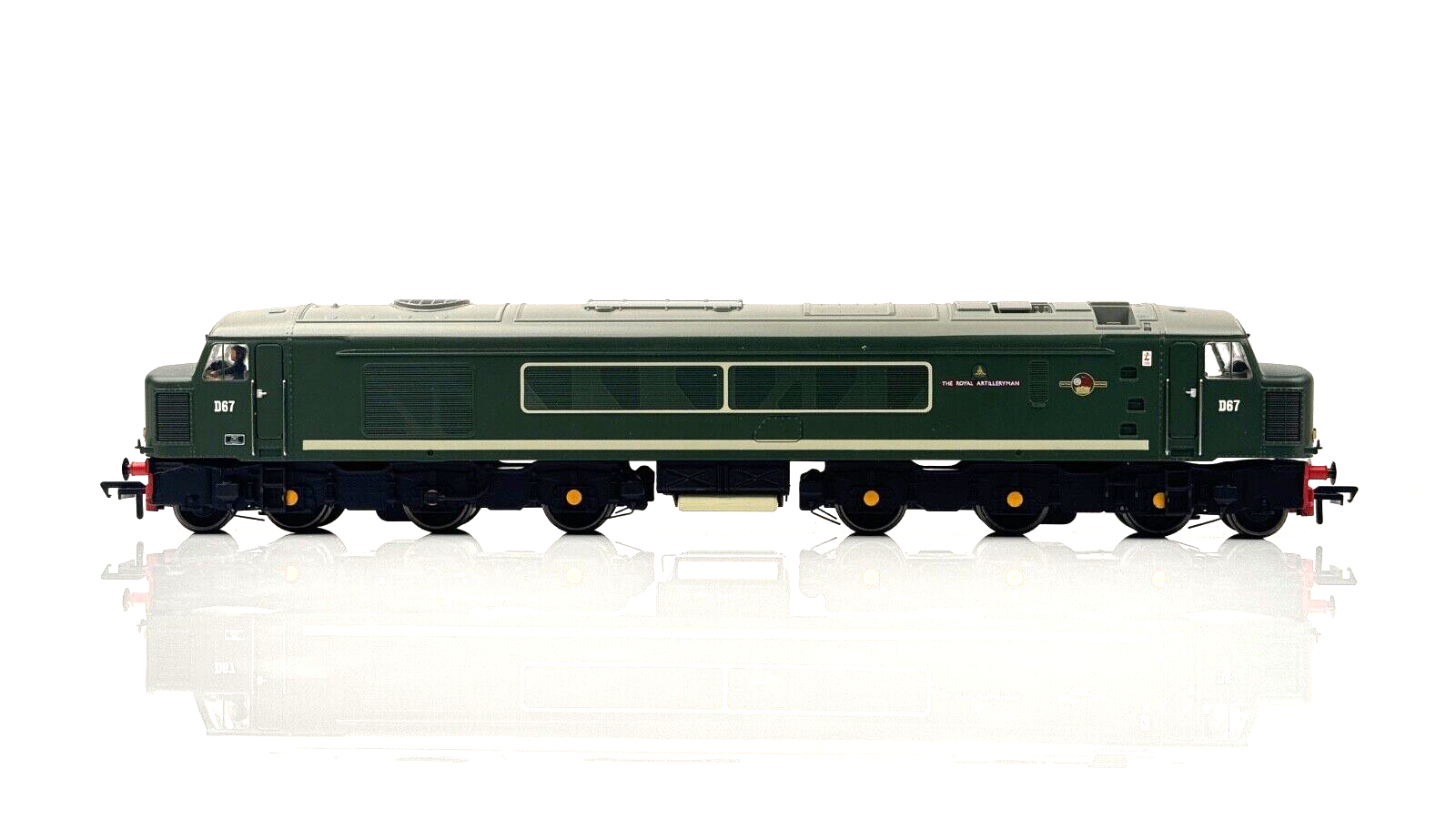 BACHMANN 00 GAUGE - 32-675 - CLASS 45 DIESEL D67 THE ROYAL ARTILLERYMAN BR GREEN