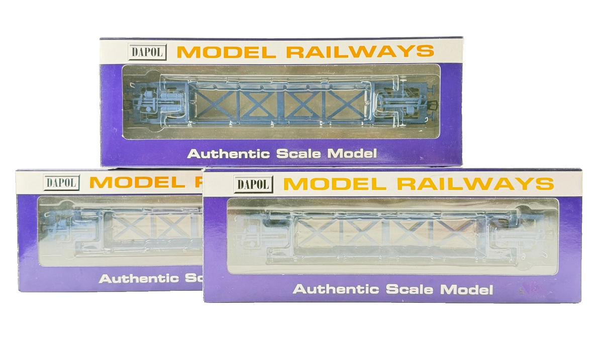 DAPOL OO GAUGE - B779A/C/D - RAKE OF 3 KTA/KQA CONTAINER POCKET WAGONS BOXED