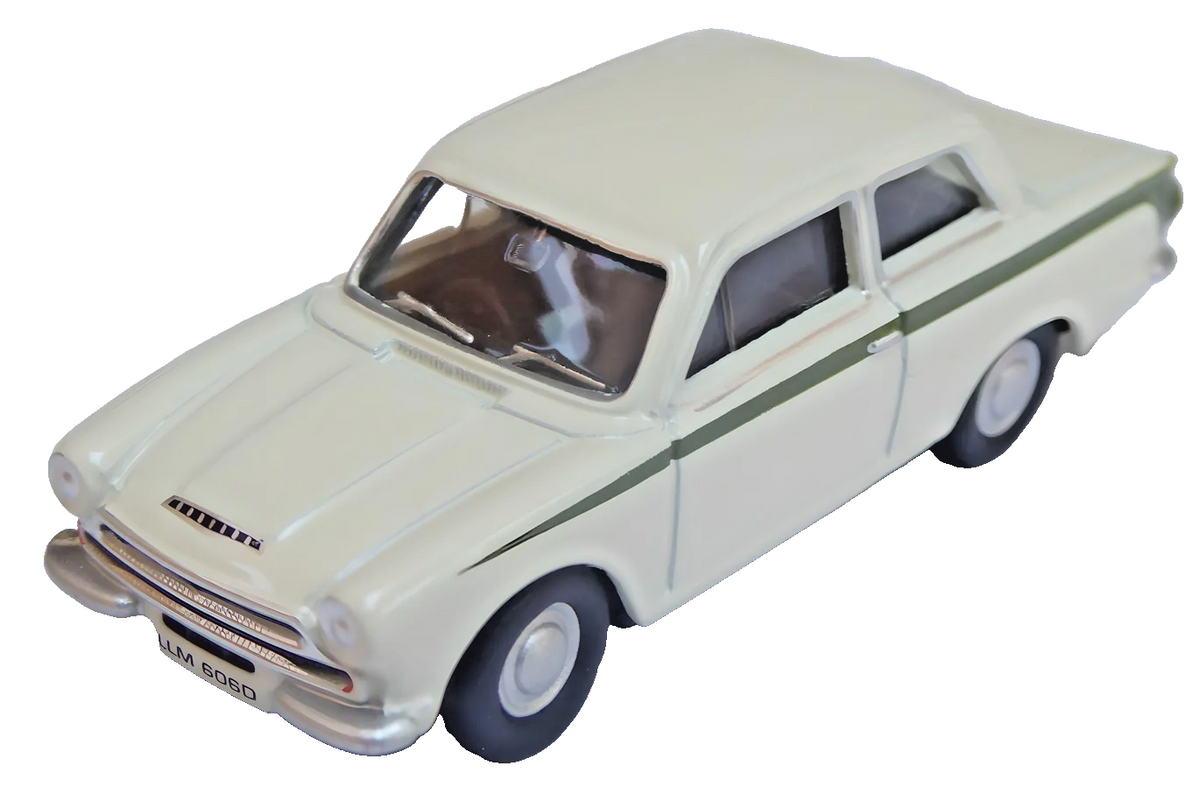 OXFORD DIECAST 1/76 SCALE - 76COR1001 - FORD CORTINA MK1 WHITE - NEW