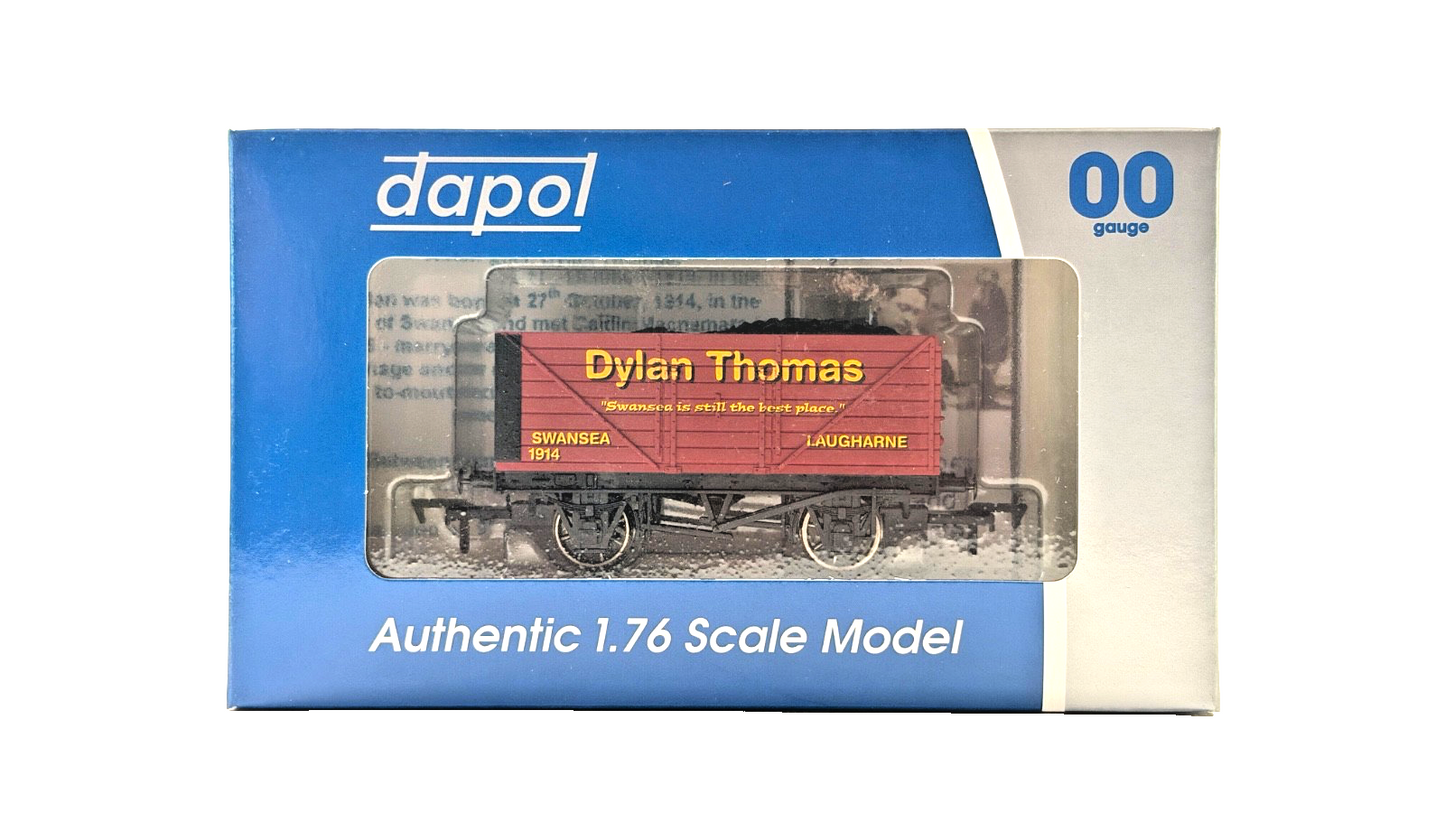 DAPOL 00 GAUGE - DYLAN THOMAS SWANSEA LAUGHARNE PLANK WAGON (LIMITED EDITION)