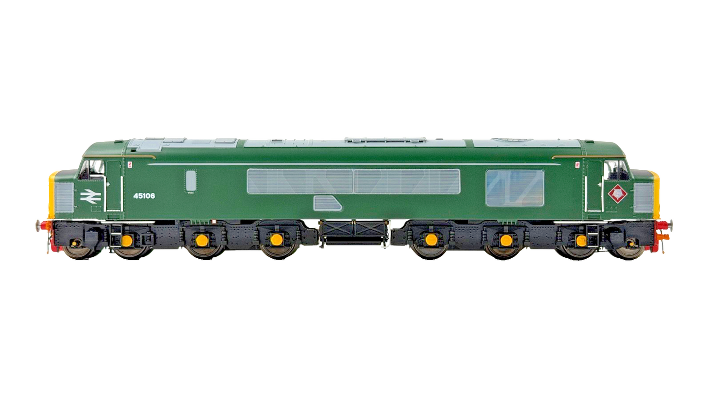 HELJAN OO GAUGE - 45501 - CLASS 45/1 DIESEL 45106 RAILTOUR GREEN (HI HEADLIGHT)