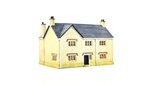 HORNBY 00 GAUGE SKALEDALE - R8782 - FARMHOUSE - UNBOXED