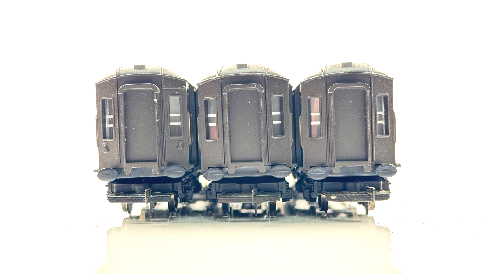 HORNBY 00 GAUGE - RAKE OF 3 PULLMAN QUEEN OF SCOTS PASSENGER COACHES - UNBOXED