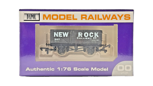 DAPOL 00 GAUGE - NEW ROCK COLLIERY CHILCOMPTON S&DR WAGON 207 (LIMITED EDITION)