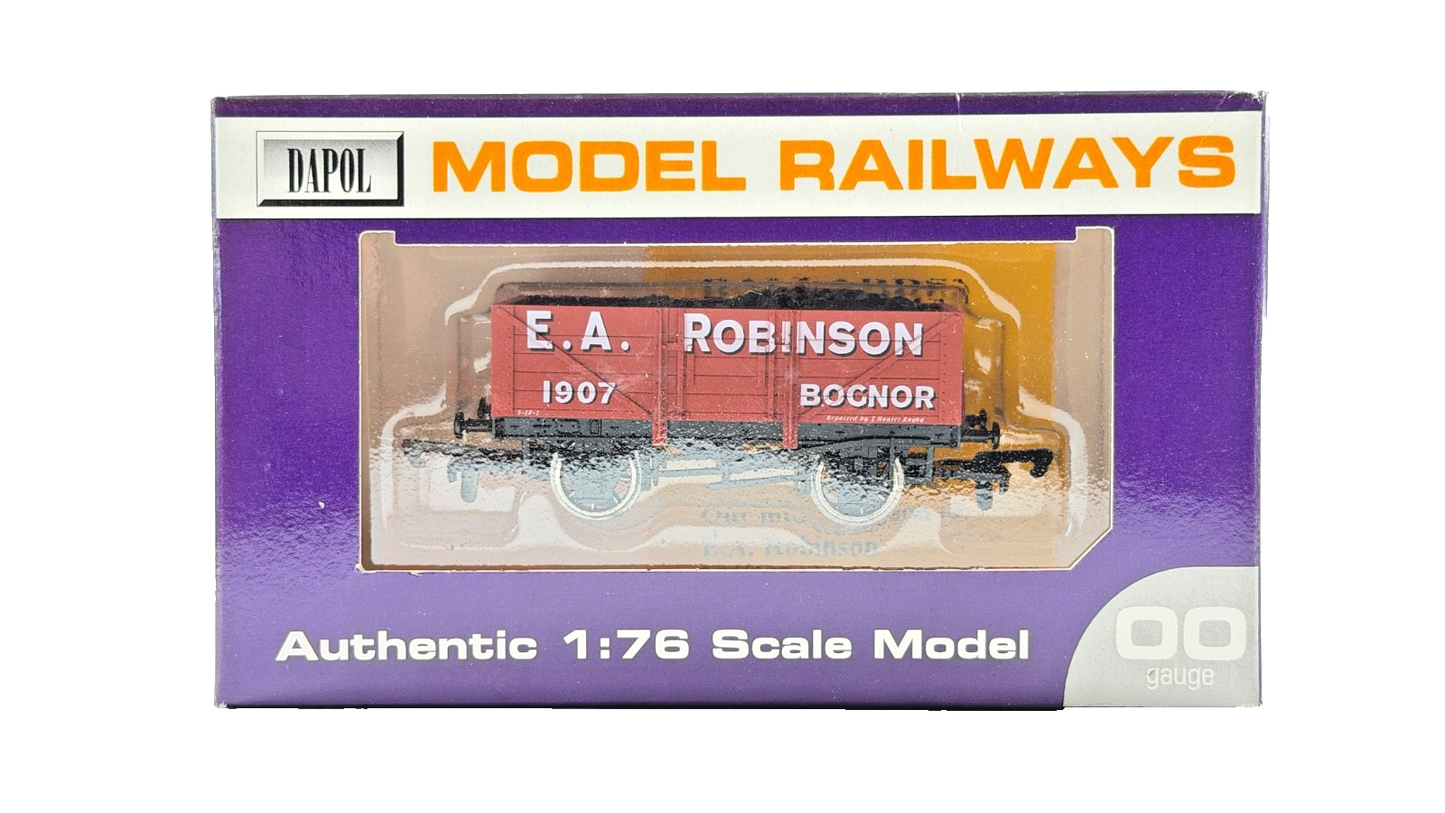 DAPOL 00 GAUGE - E.A ROBINSON COLLIERY BOGNOR PLANK WAGON 1907 (LIMITED EDITION)