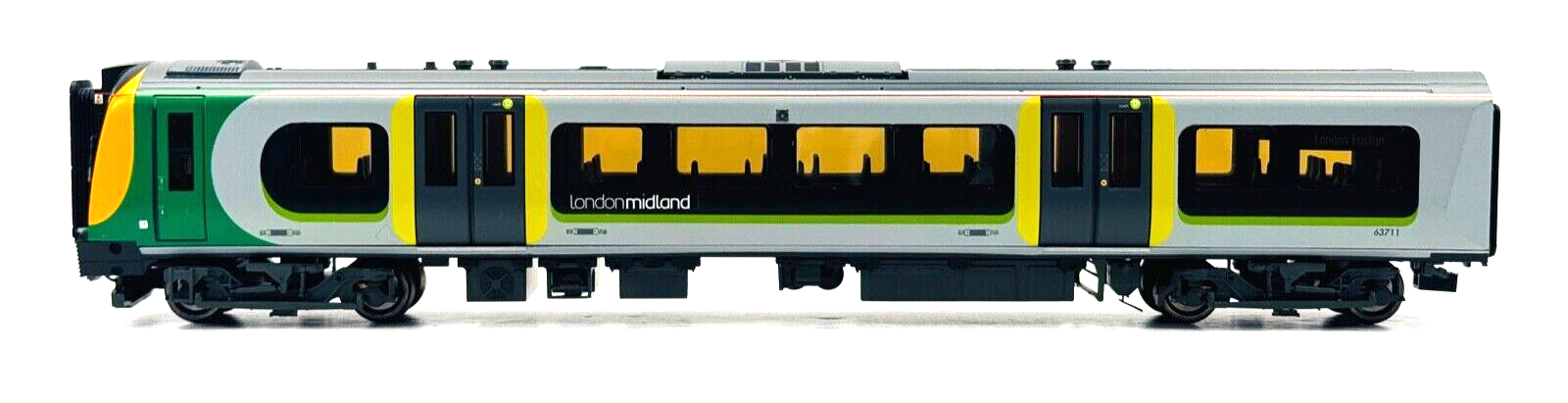 BACHMANN 00 GAUGE - 31-032 - CLASS 350/2 DESIRO FOUR CAR EMU LONDON MIDLAND