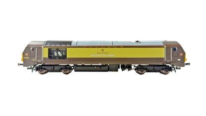HORNBY OO GAUGE - R3774 - CLASS 67 DIESEL 67024 DB BELMOND BRITISH PULLMAN BOXED