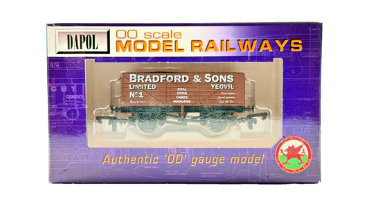 DAPOL 00 GAUGE - BRADFORD & SONS OF YEOVIL PLANK WAGON NO.1 (LIMITED EDITION)
