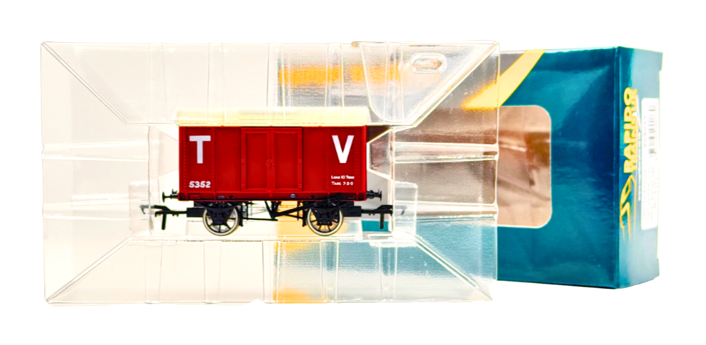 RAPIDO 00 GAUGE - 908025 - IRON MINK TAFF VALE RAILWAY METAL BODIED VAN - BOXED