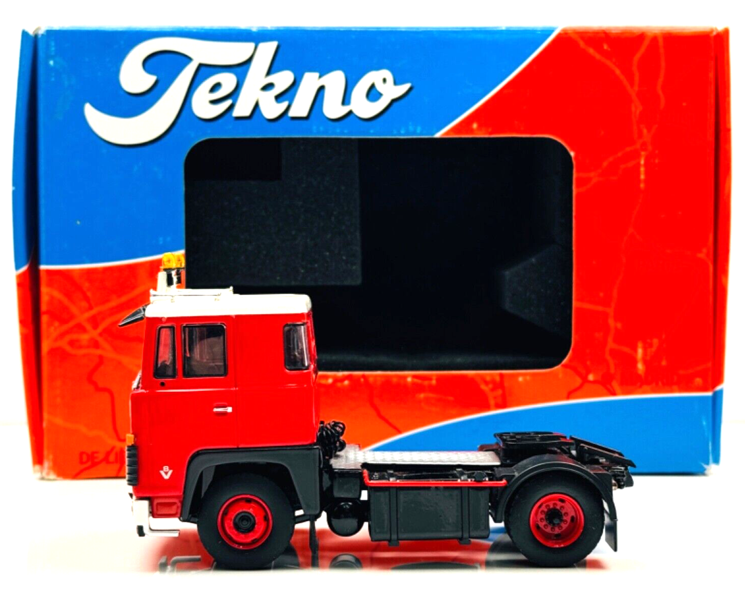 TEKNO 1/50 SCALE - 62837 - SCANIA 140 4X2 TRACTOR CAB UNIT TBP 1000A RED - BOXED